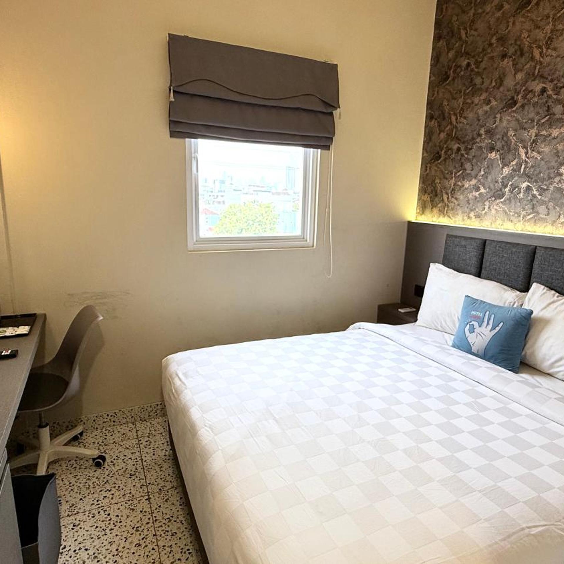 Hotel With OK 11/50