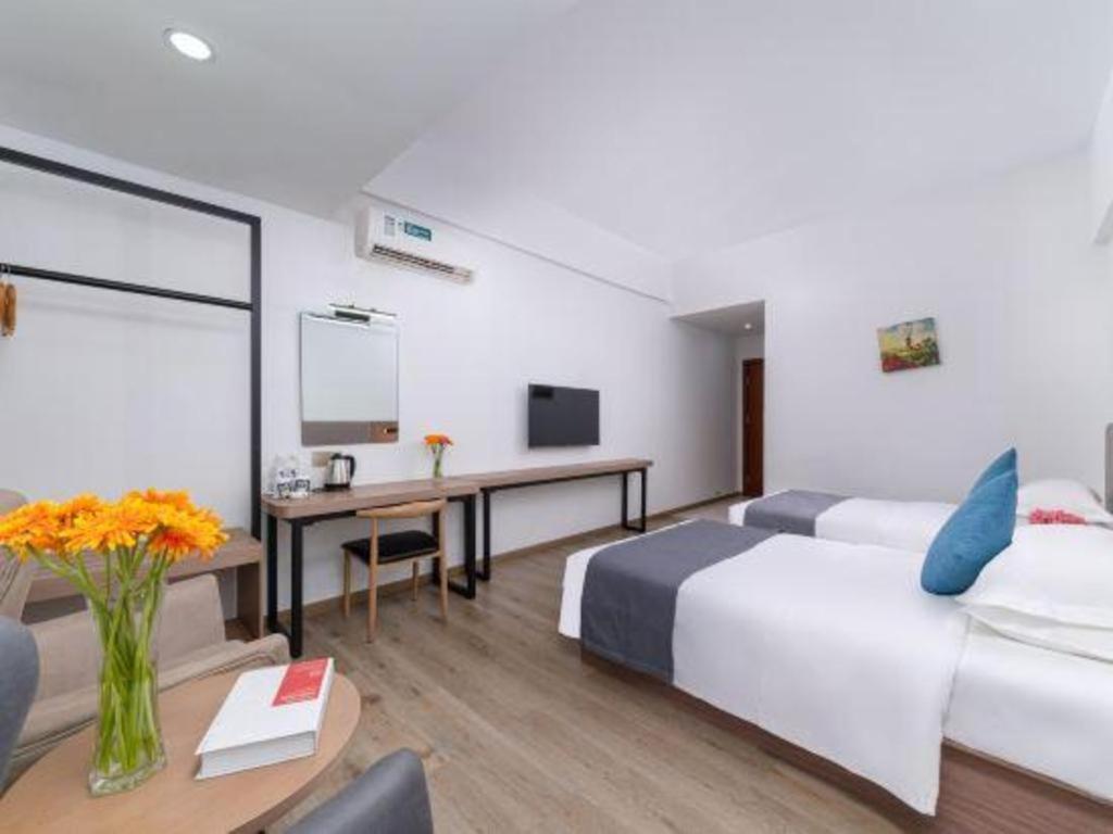 Greentree Inn Zhongshan Nanlang Town Light Rail Station Hotel 20/44