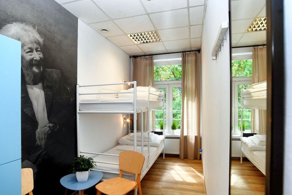 WARSAW HOSTEL CENTRUM 33/73