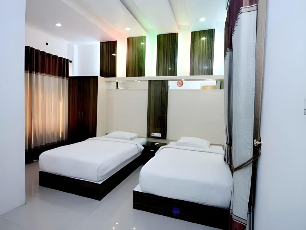 Cahaya Berlian Hotel 24/36