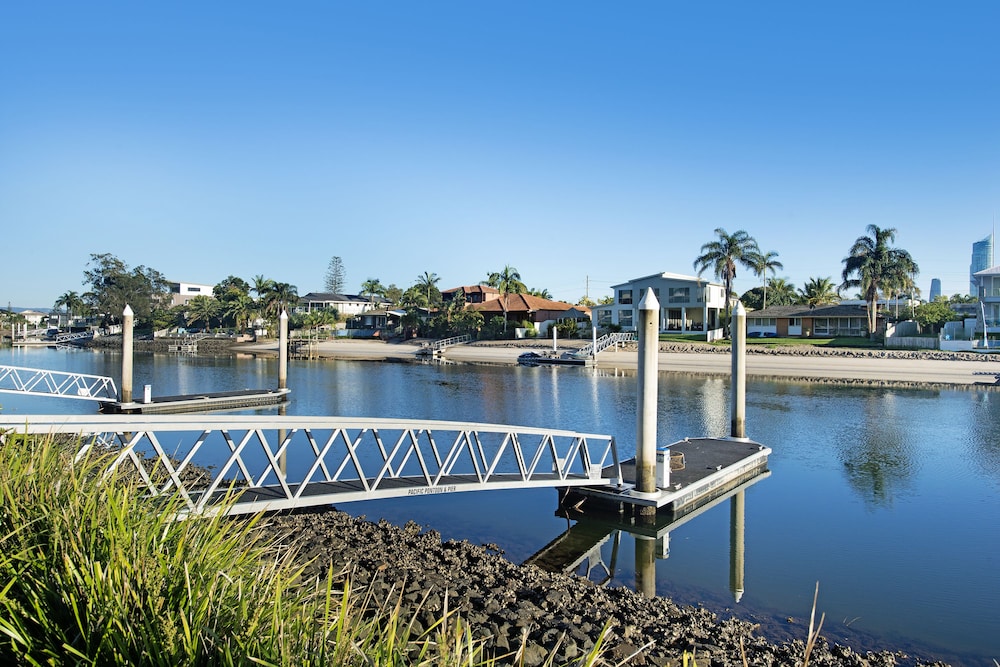 Ultiqa Freshwater Point Resort 54/63