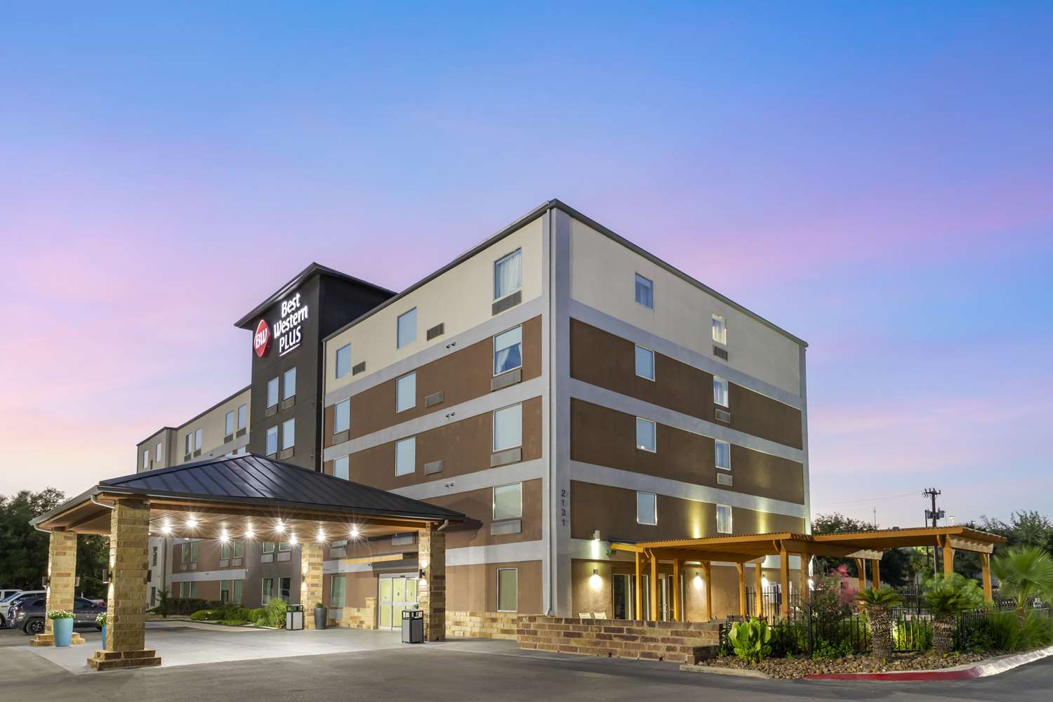 Best Western Plus Downtown North 4/36