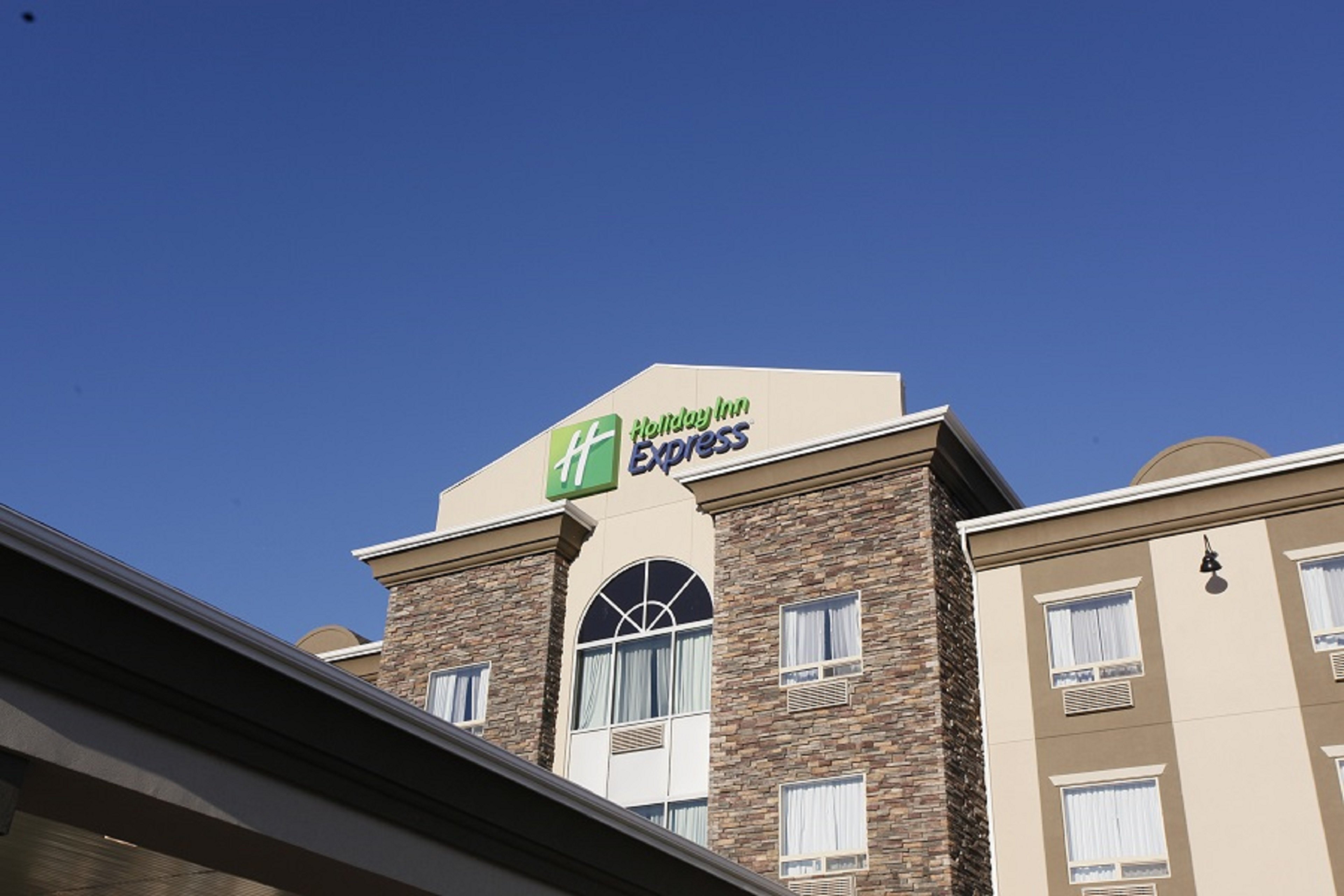 Holiday Inn Express Fort St John 4/70