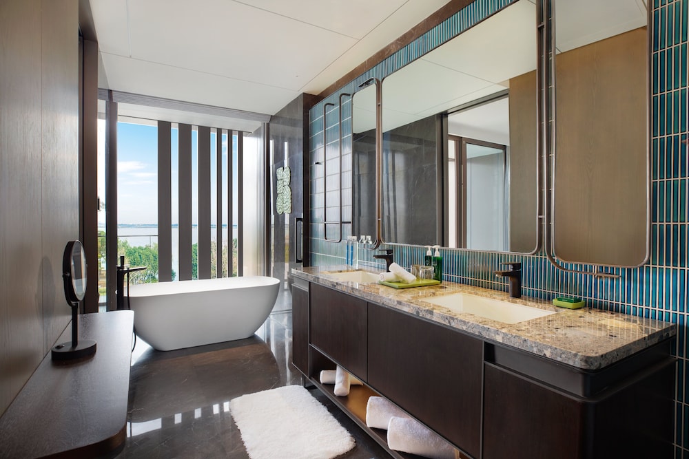 Hotel Indigo Suzhou Yangcheng Lake 22/76