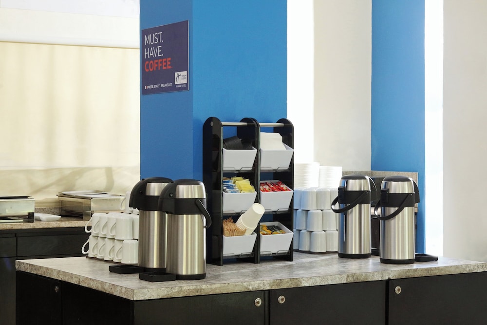 Holiday Inn Express Ciudad Del Carmen 43/50