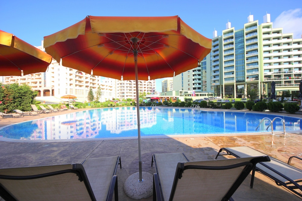 Menada Sunny Beach Plaza Apartments 45/50