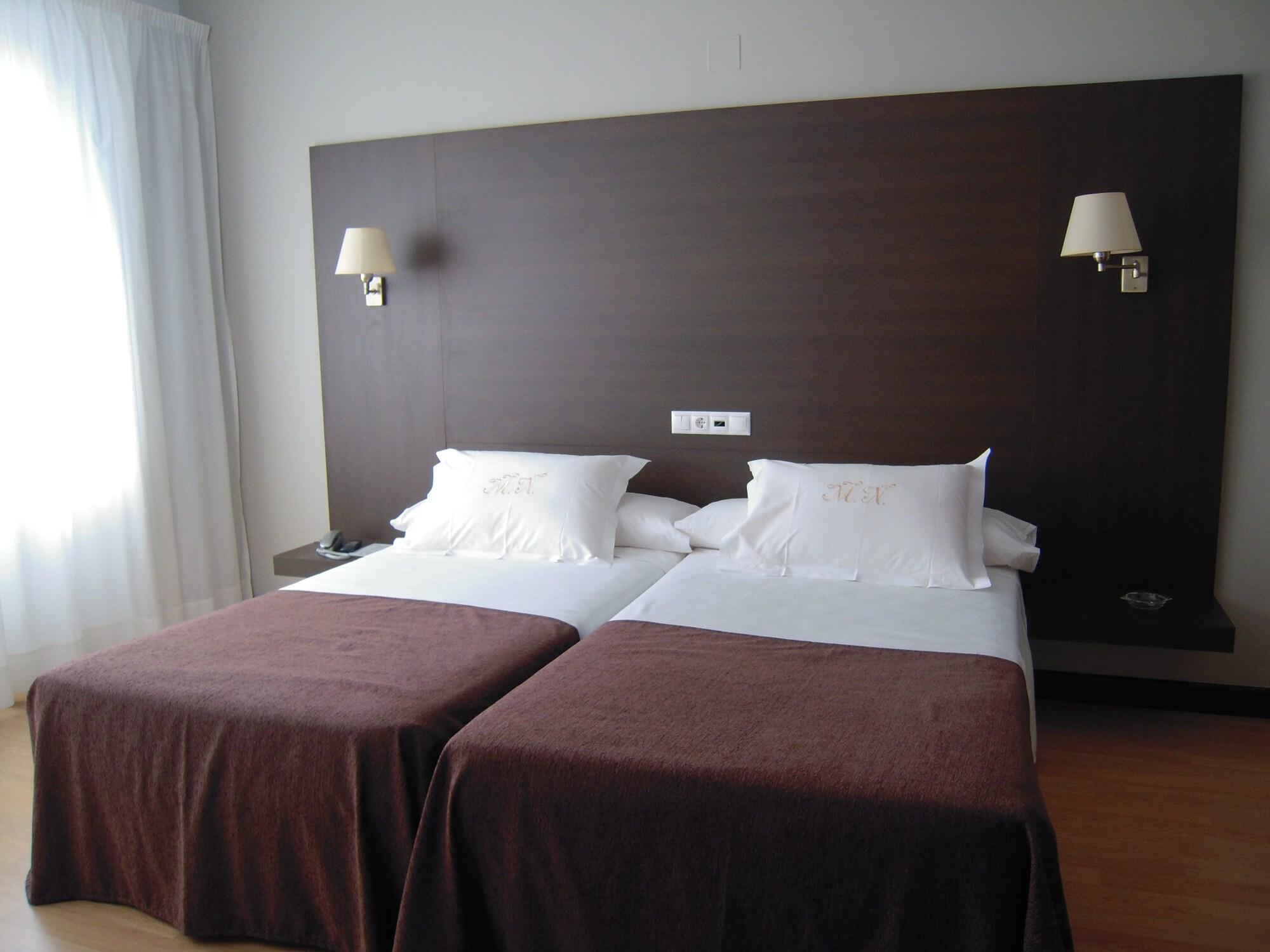 Room, Single, Double Bed