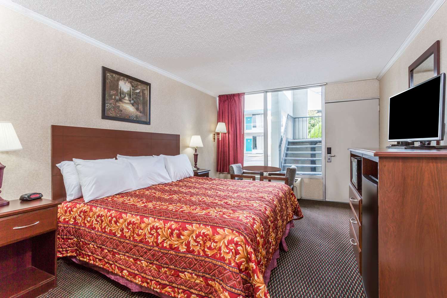 Ramada Limited Norfolk 7/16