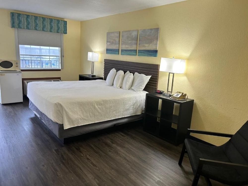 Seven Gables Inn 10/46
