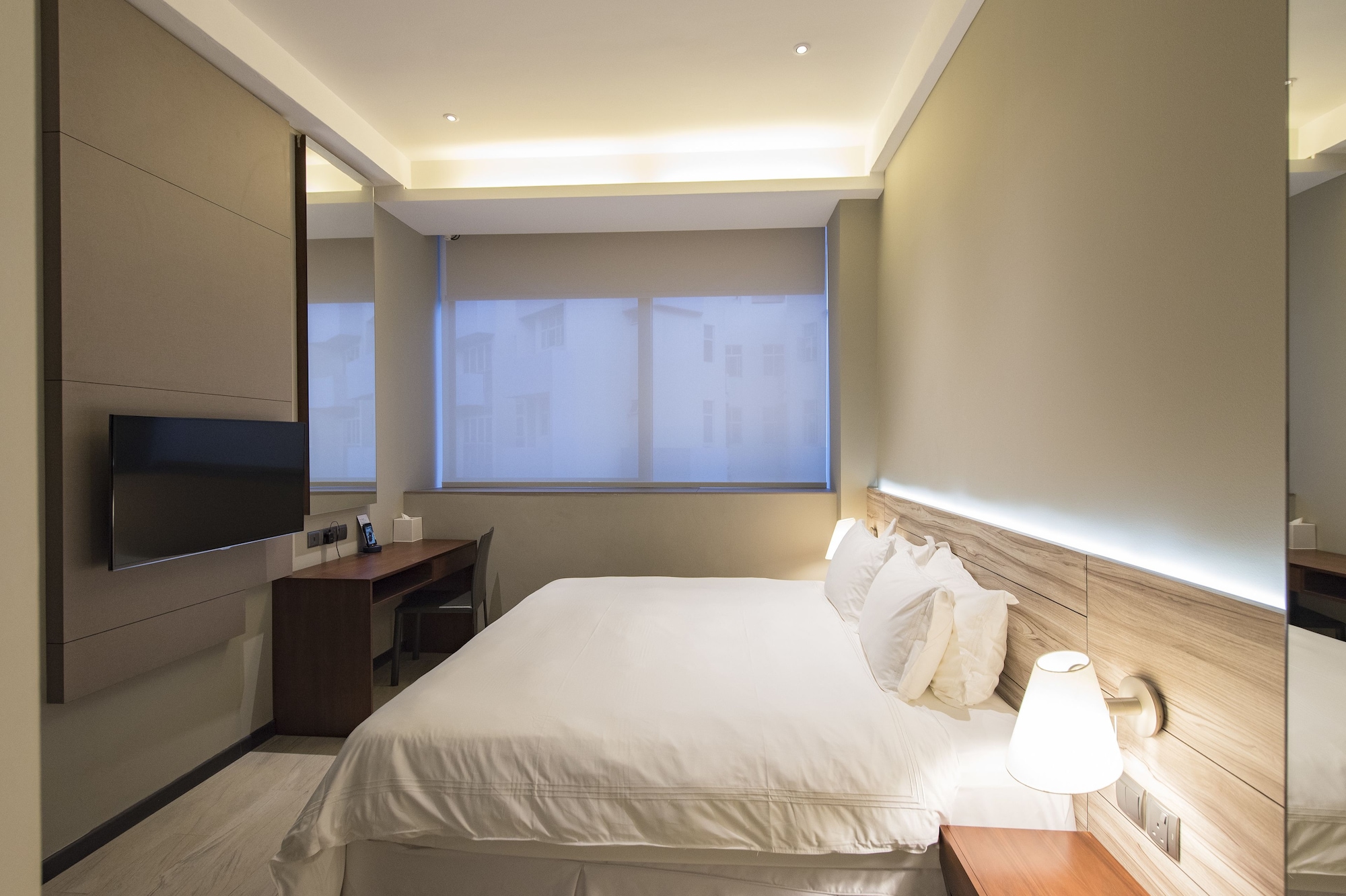 2 BEDROOMS, APARTMENT