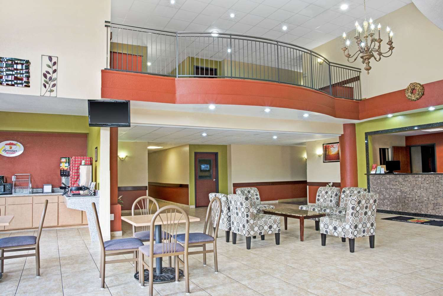 Red Lion Inn & Suites IAH Airport East 6/8