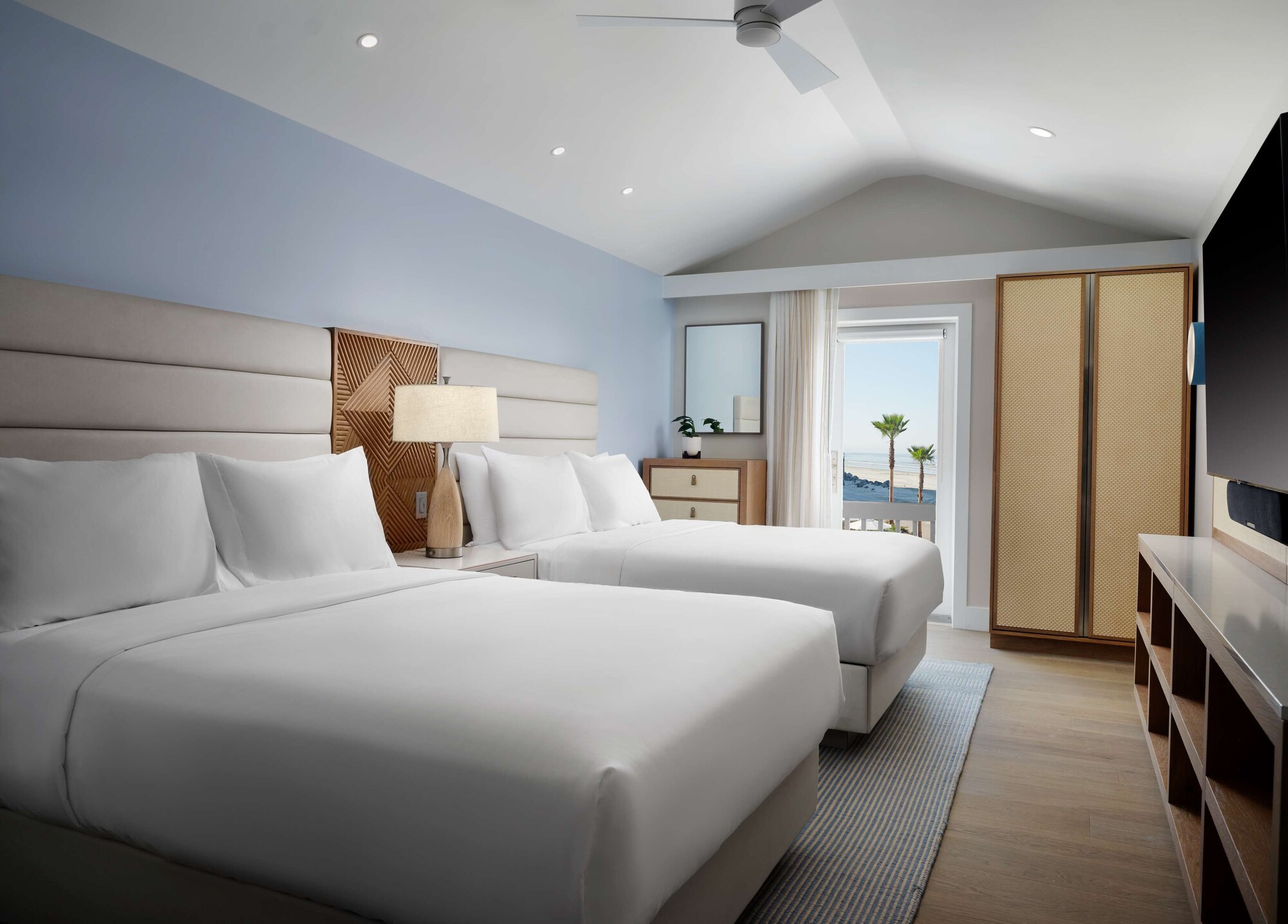 3 Bedrooms, Loft, Villa, King Bed, 4 Queen Beds, Ocean View, Sofa