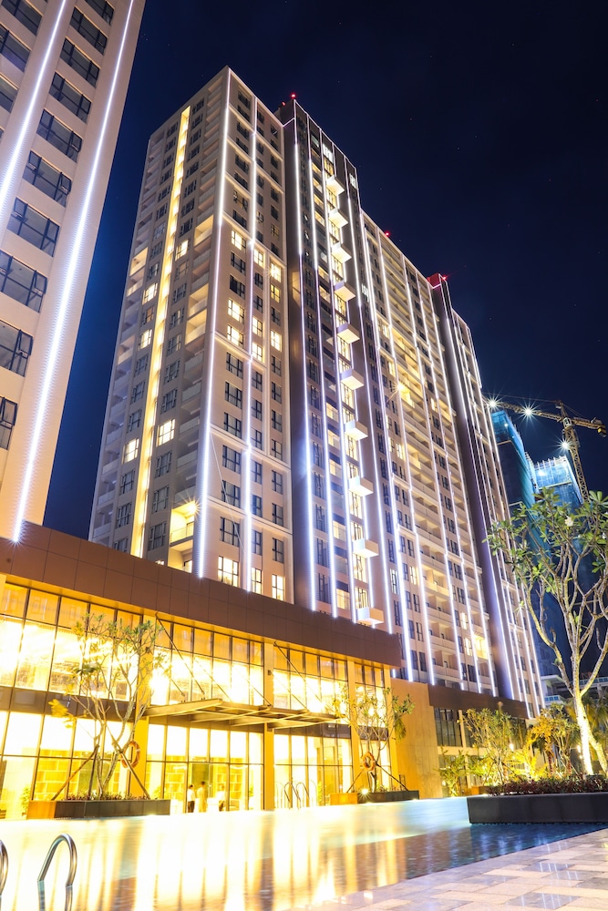 Carinae Danang Hotel 2/64