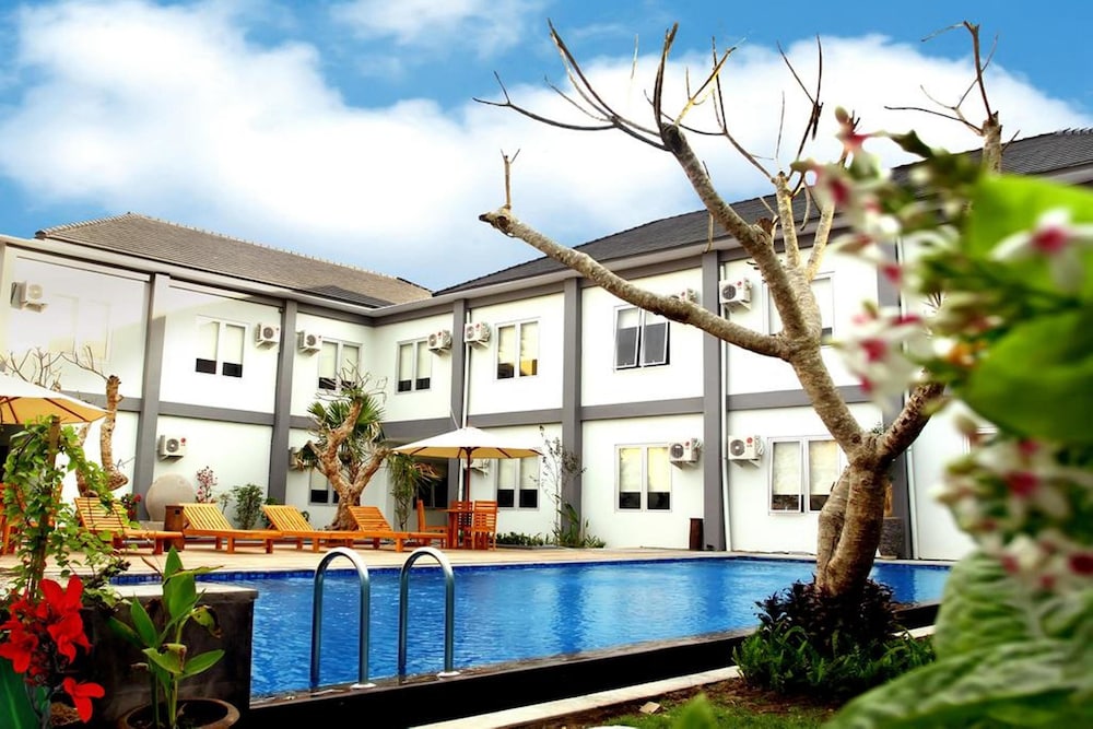 Grand Royal Bil Hotel 28/31