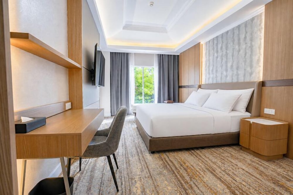 Harmoni One Convention Hotel and Service Apartments 21/65