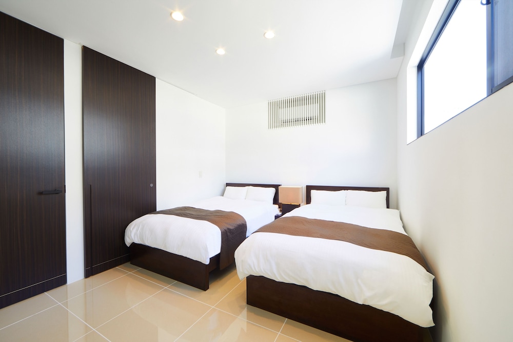 E Horizon Resort Condominium Sesoko 13/50