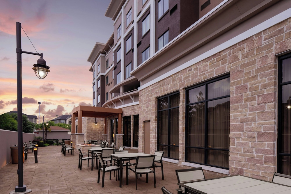 Courtyard Houston Kingwood 6/61
