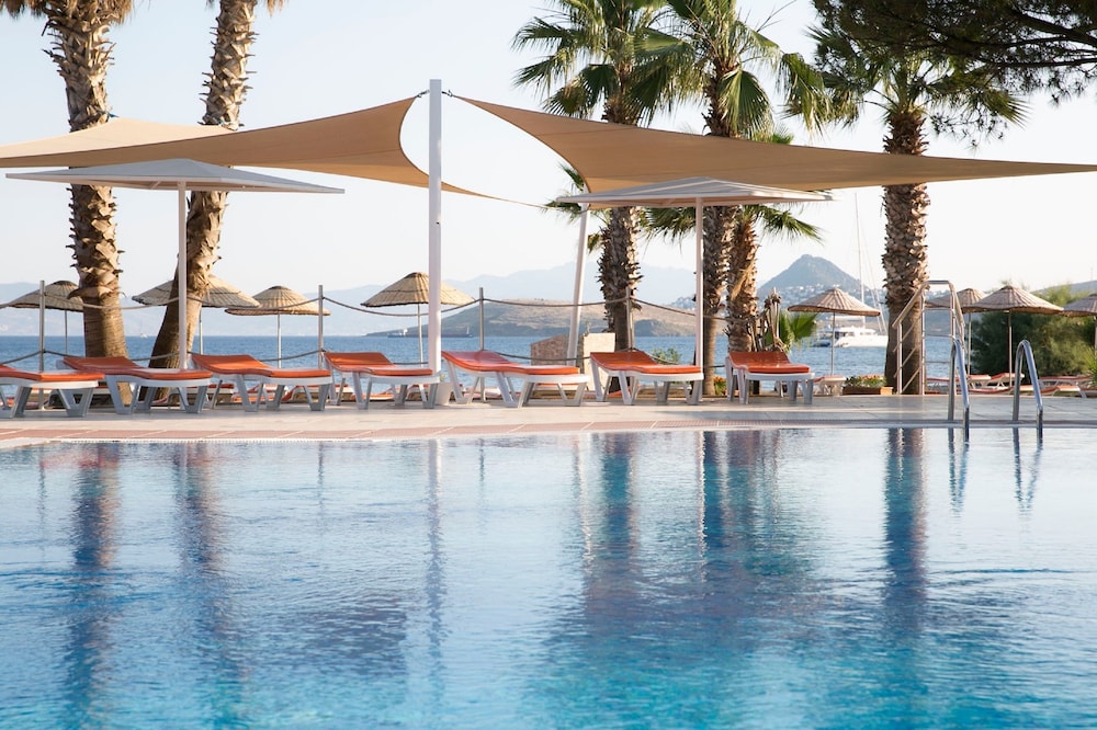 Bodrum Sea Side Beach Club Hotel - All Inclusive 59/72