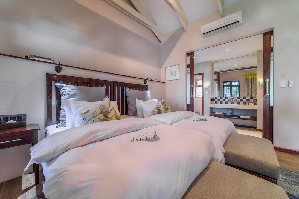 Casterbridge Hollow Boutique Hotel 24/52
