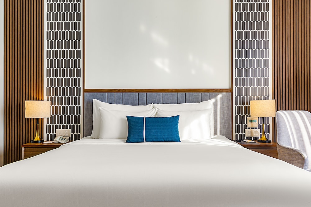 Ocean, Deluxe, Queen Bed، Peninsula Hotel Danang 5/8
