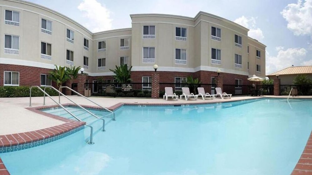 Holiday Inn Express Hotel Suites Scott Lafayette West 3/50
