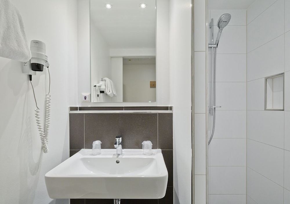 B B Hotel Munchen Olympiapark 20/45