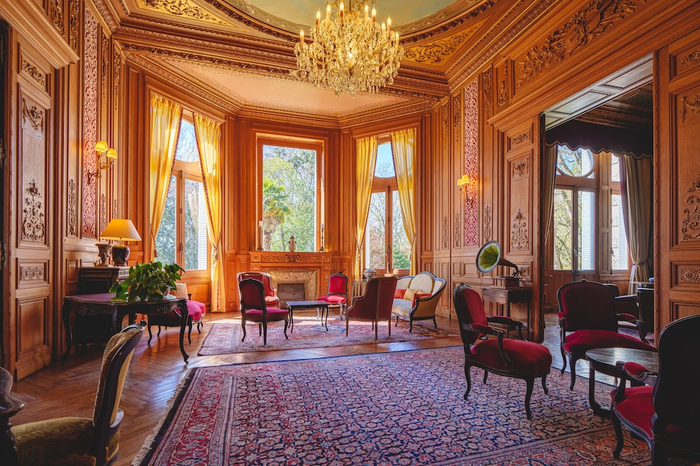 Chateau de Verrieres 32/52