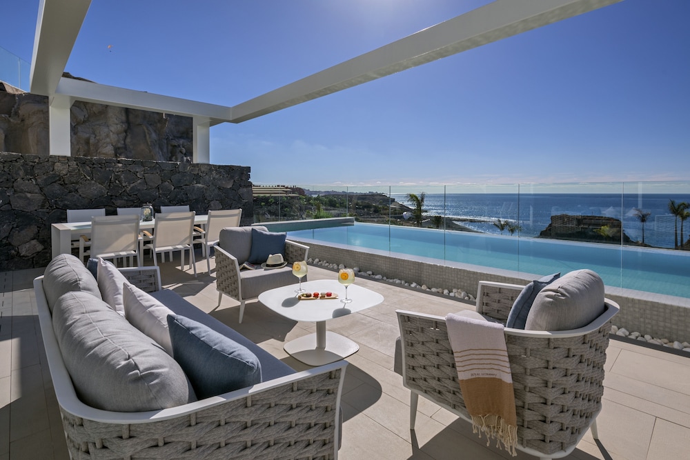 Royal Hideaway Corales Suites 54/77