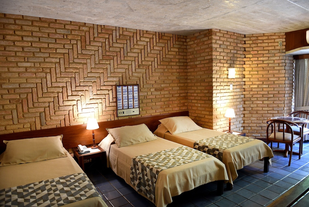 Hotel Catharina Paraguacu 14/67