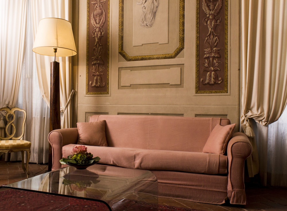 Palazzo Galletti Residenza D Epoca B&B Hotel 36/45