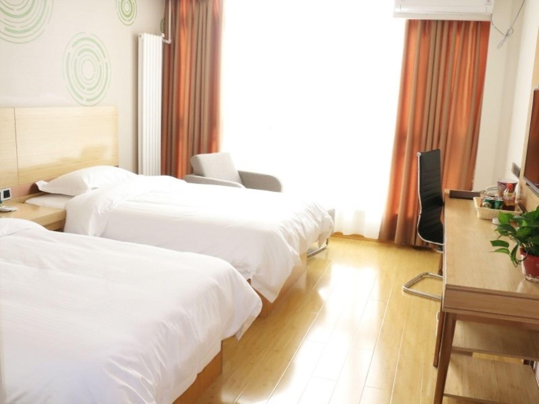 GUEST ROOM, TRIPLE