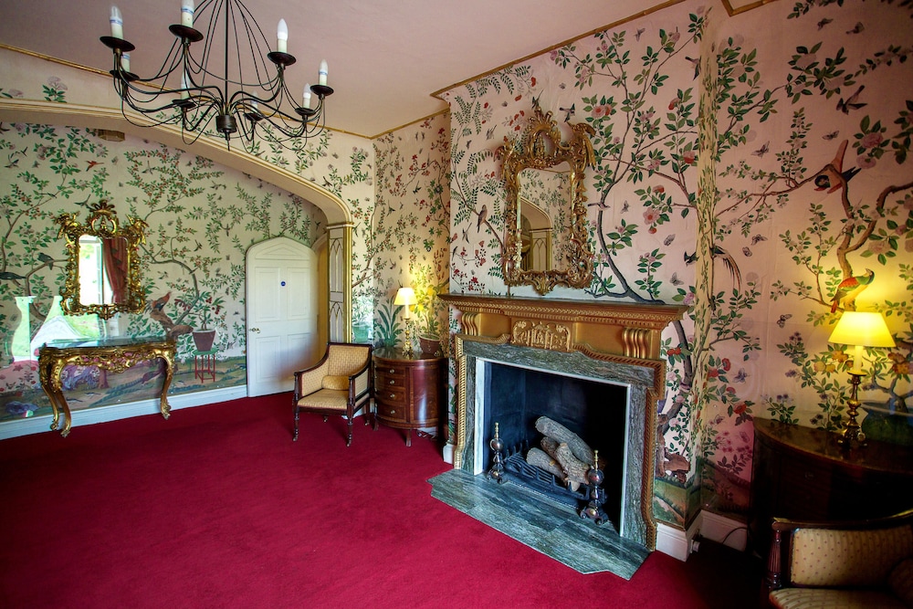 Donnington Grove Hotel And Country Club 7/57