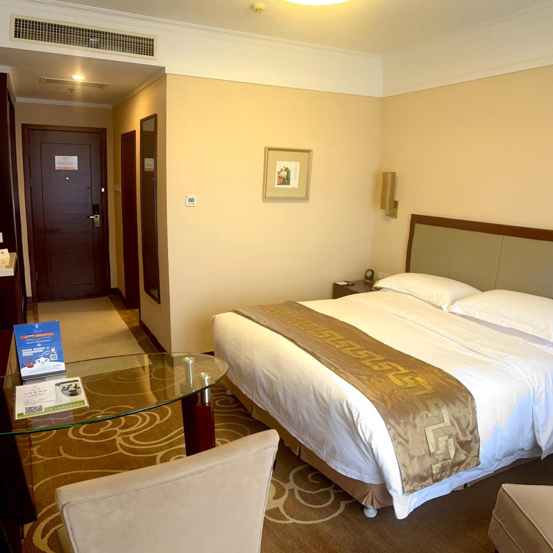 Western, Standard, King Bed