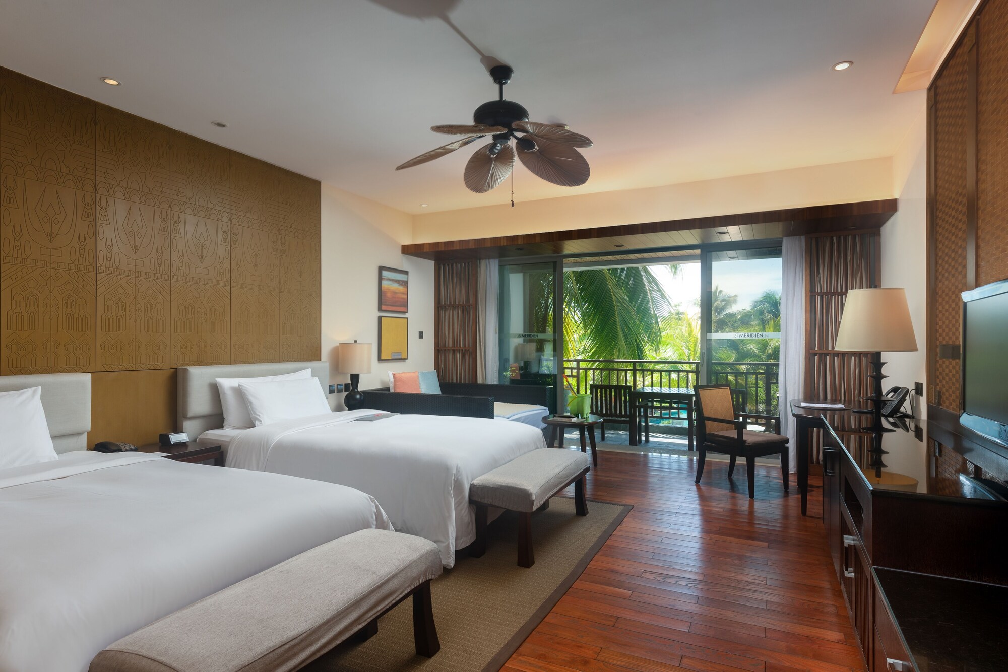 غرفة بسريرين مزدوجين بإطلالة على الحديقة بشرفة، Le Meridien Shimei Bay Beach Resort & Spa 7/10