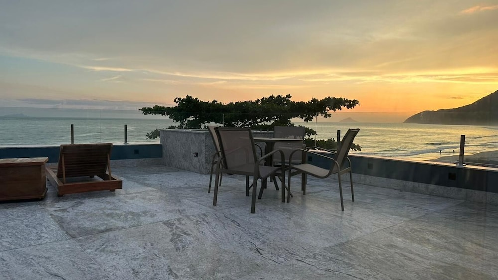 Duke Beach Hotel Maresias 40/48