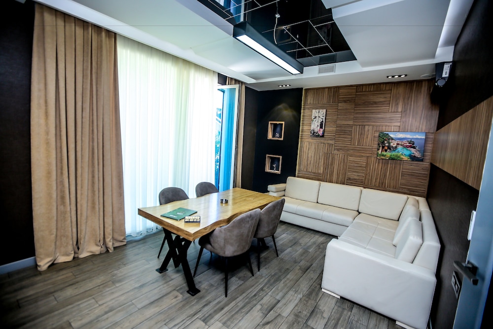 Armada Villa Hotel 21/31
