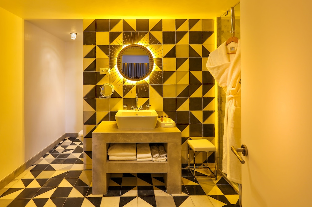 2Ciels Boutique Hotel 61/64