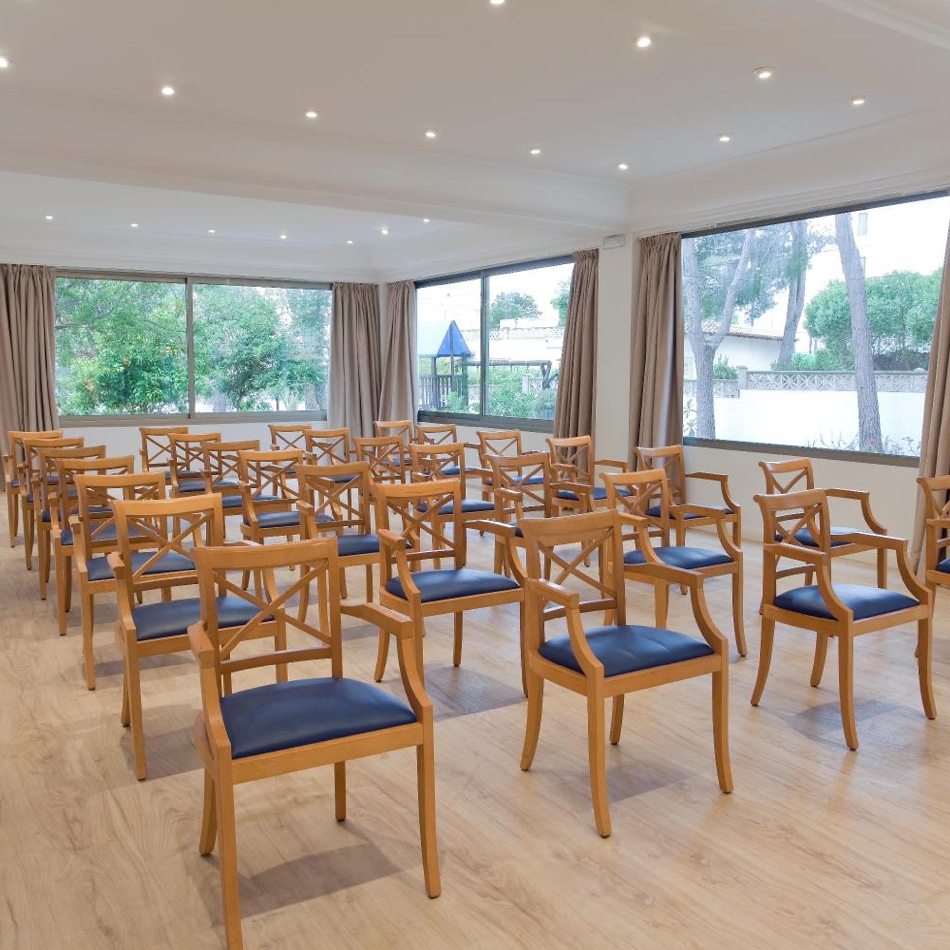 Flacalco Suites Aparthotel 38/50
