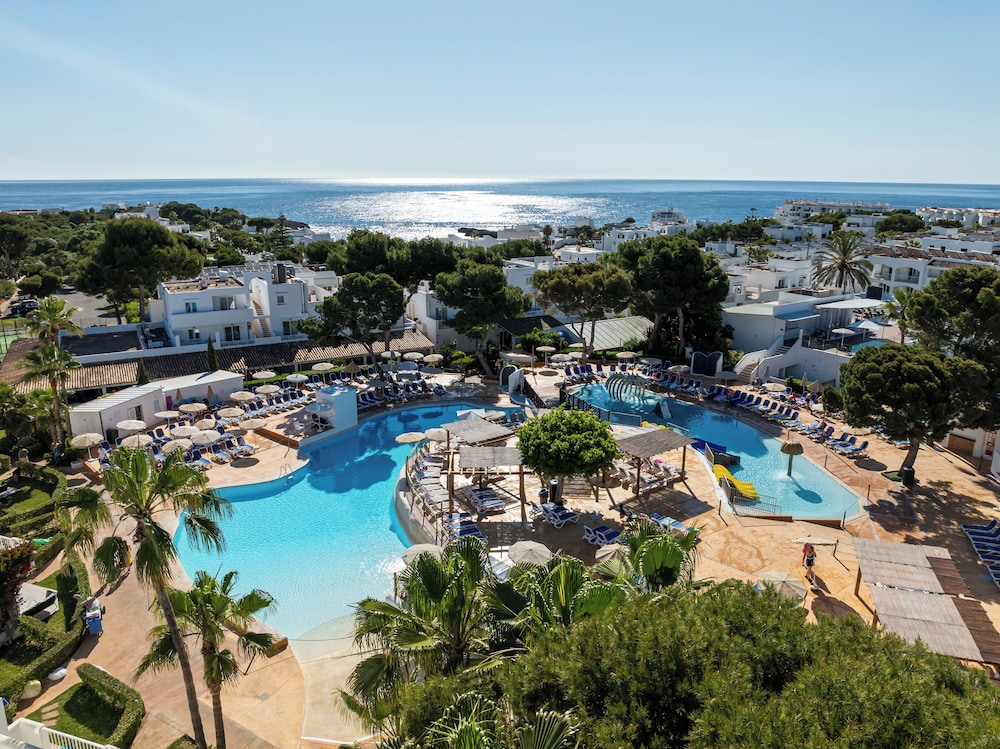 Hotel Club Es Talaial 65/68