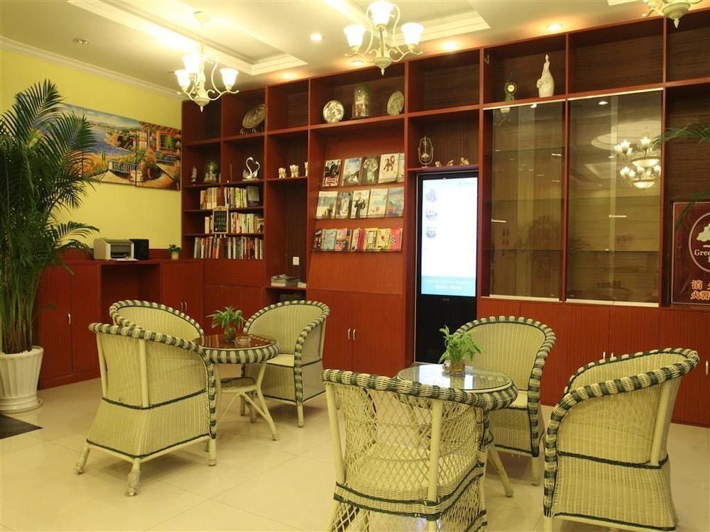 GreenTree Inn ShangHai SongJiang SongDong Hotel 38/48