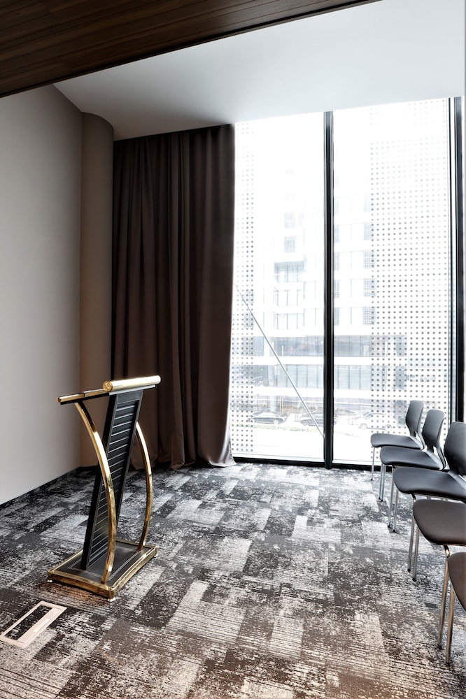 Grand Plaza Hotel And Congress Centre 37/62