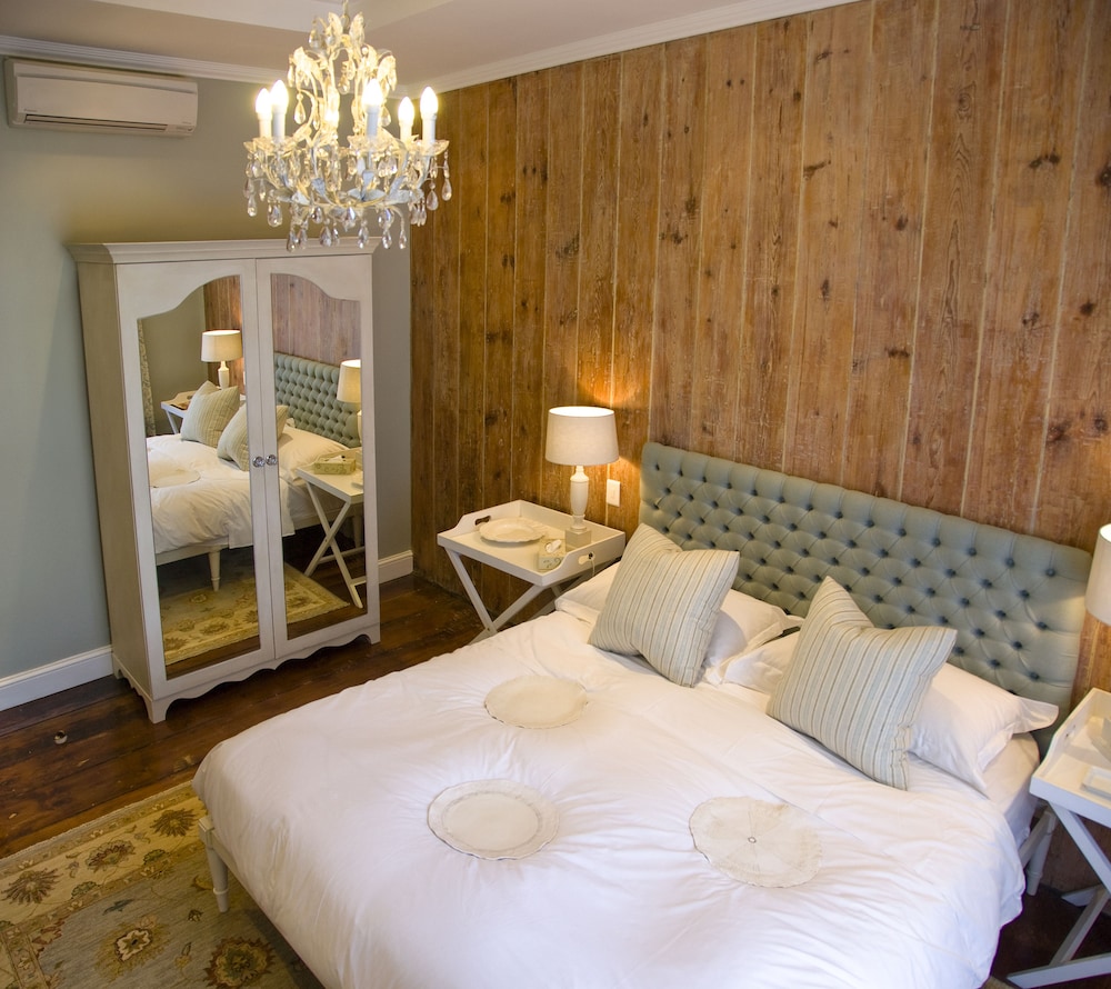 Cape Heritage Hotel 8/49