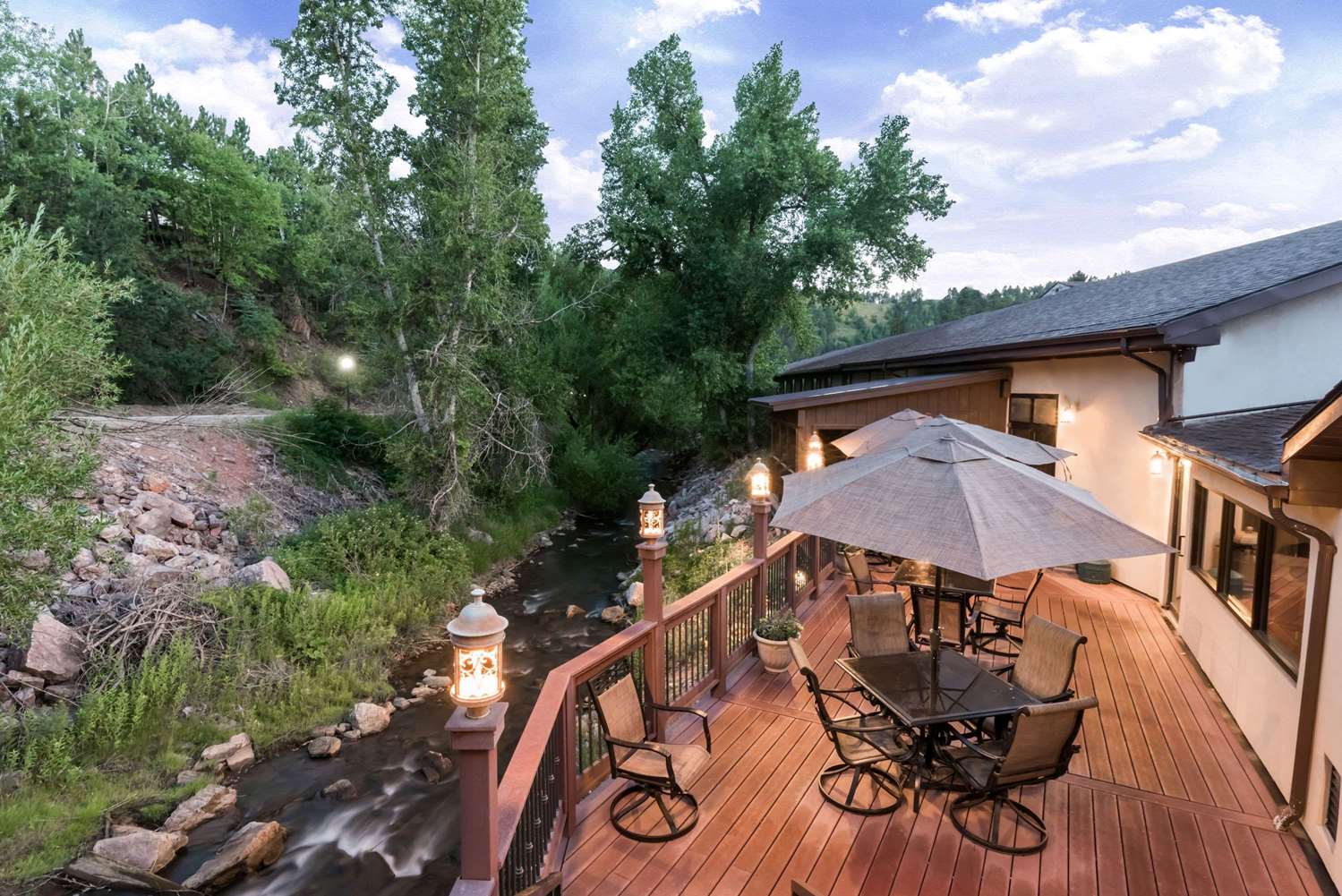 Super 8 by Wyndham Deadwood/Black Hills Area 35/36