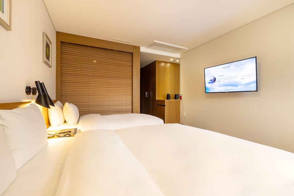 Mate Hotel Paju 15/78