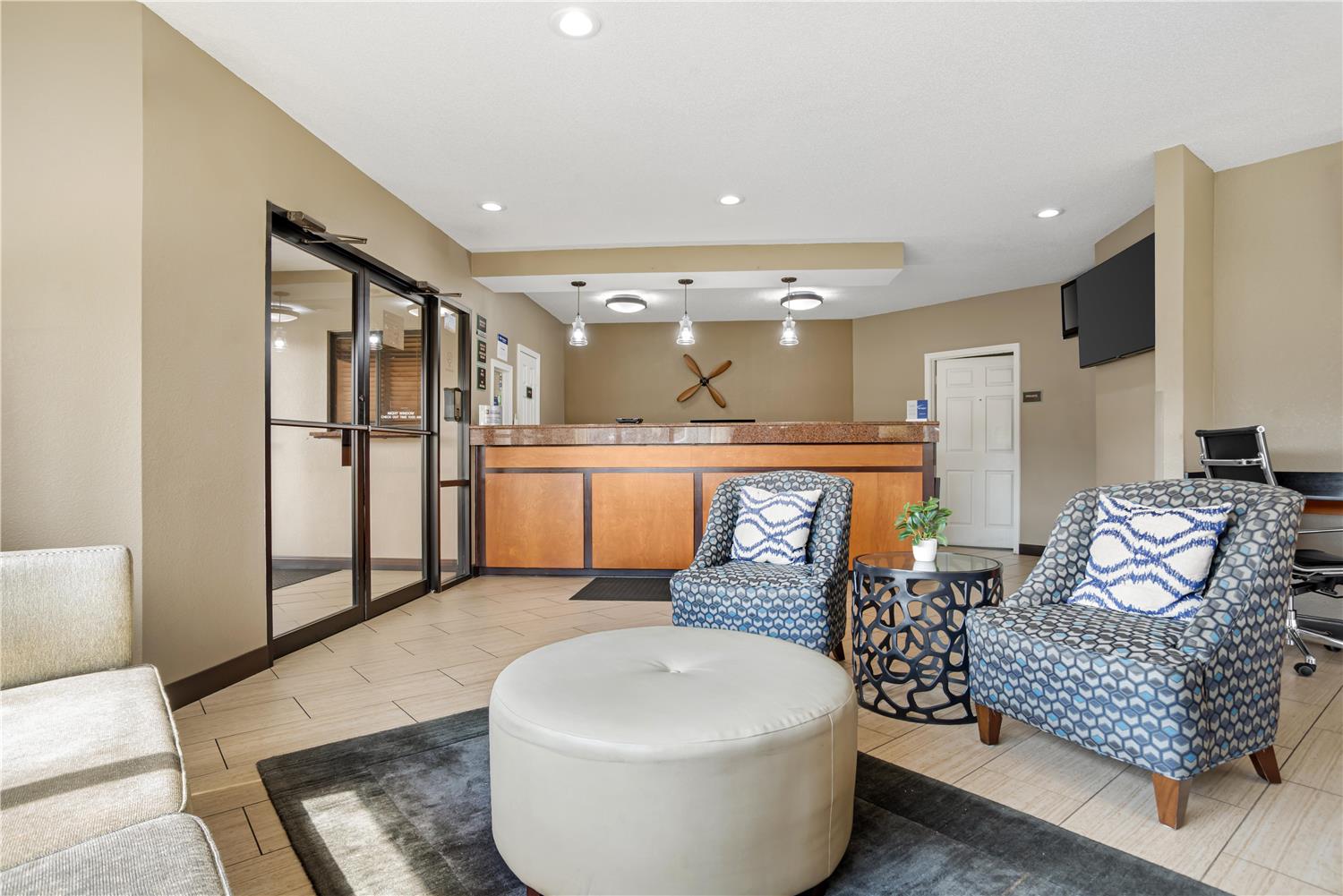 Best Western Airport Inn 11/40