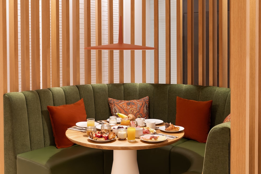 Hotel Denit Barcelona 37/48