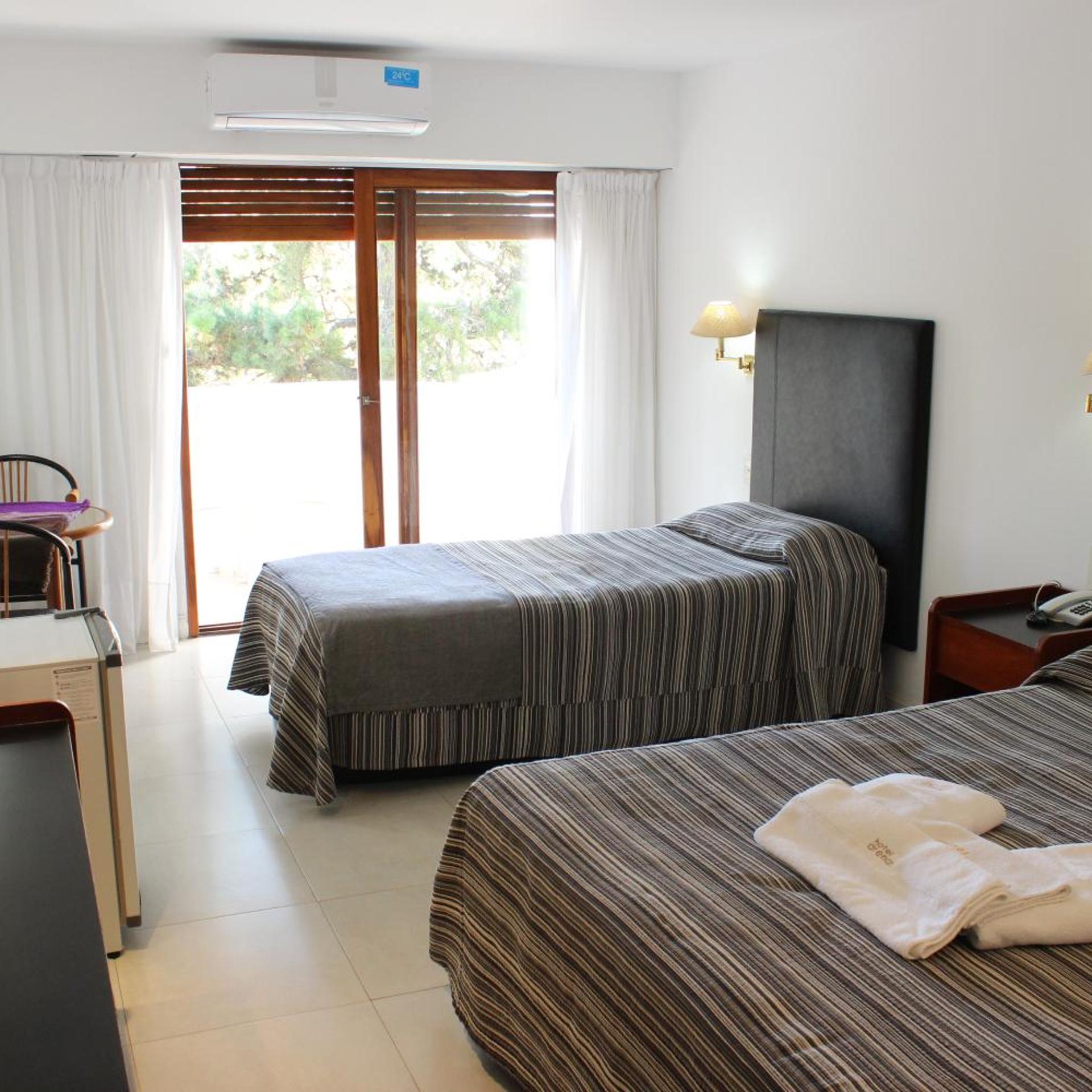 Hotel Arenas 11/50