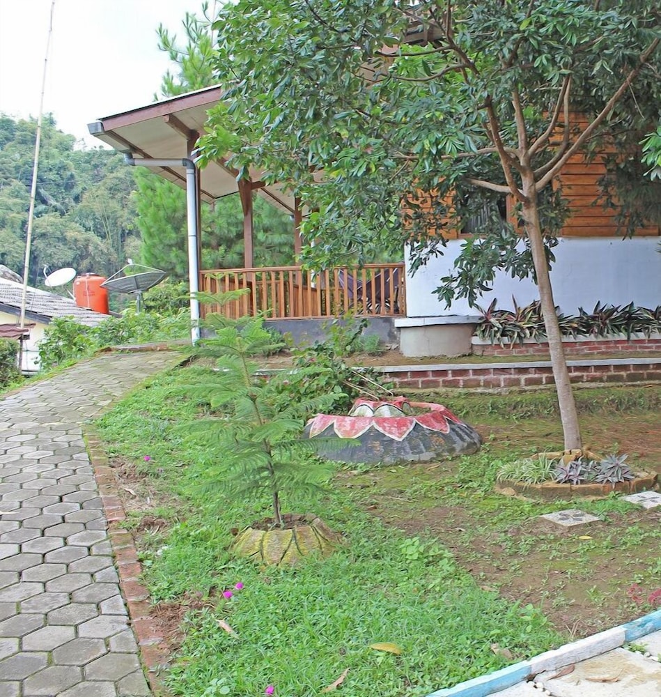 Villa Bayu Lembang 31/35