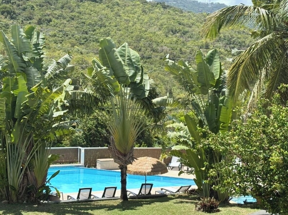 Flamboyan On the Bay Resort And Villas 54/61