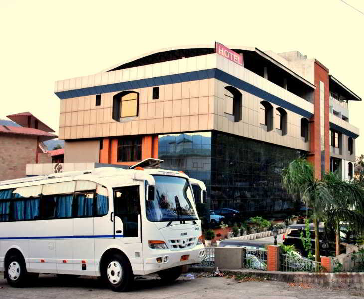 Vasundhara Palace 25/28